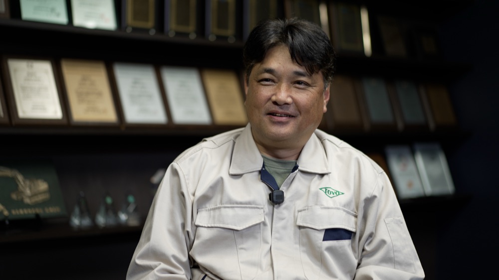 代表取締役社長 罍 英一